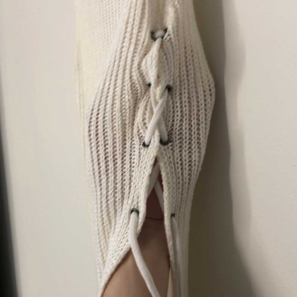 Cream sweater - Picture 2 of 2